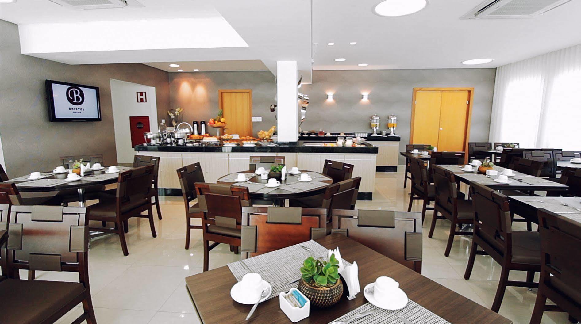 Bh Jaragua Hotel Бело Оризонти Екстериор снимка